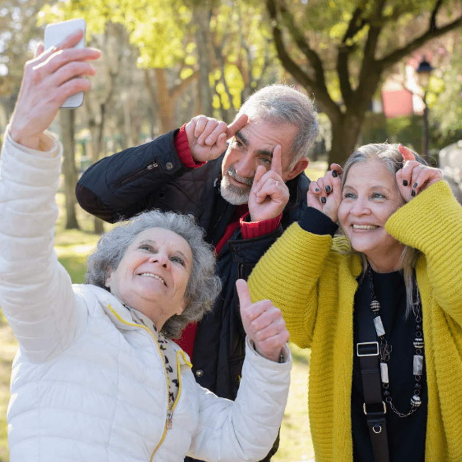 We brengen je in contact met mensen bij jou in de buurt